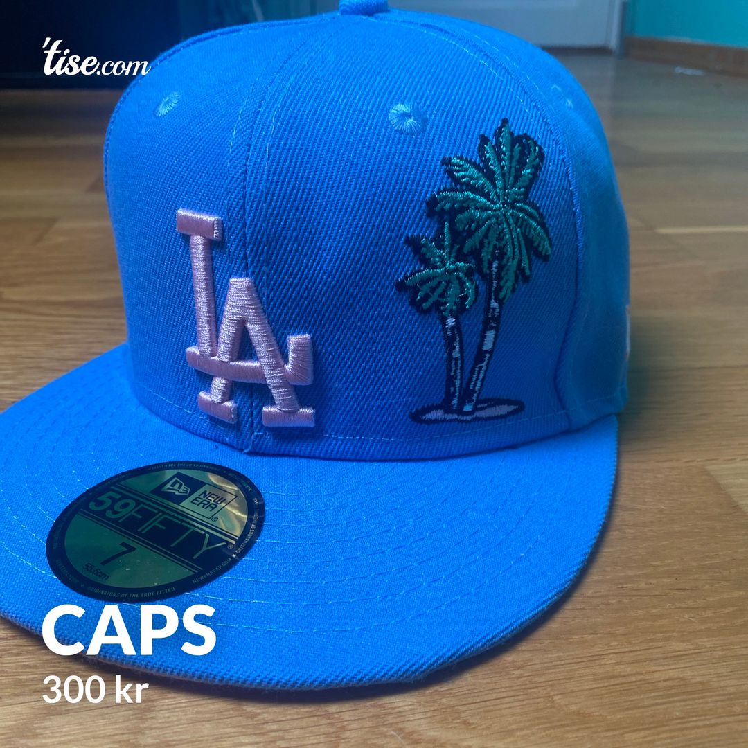 Caps