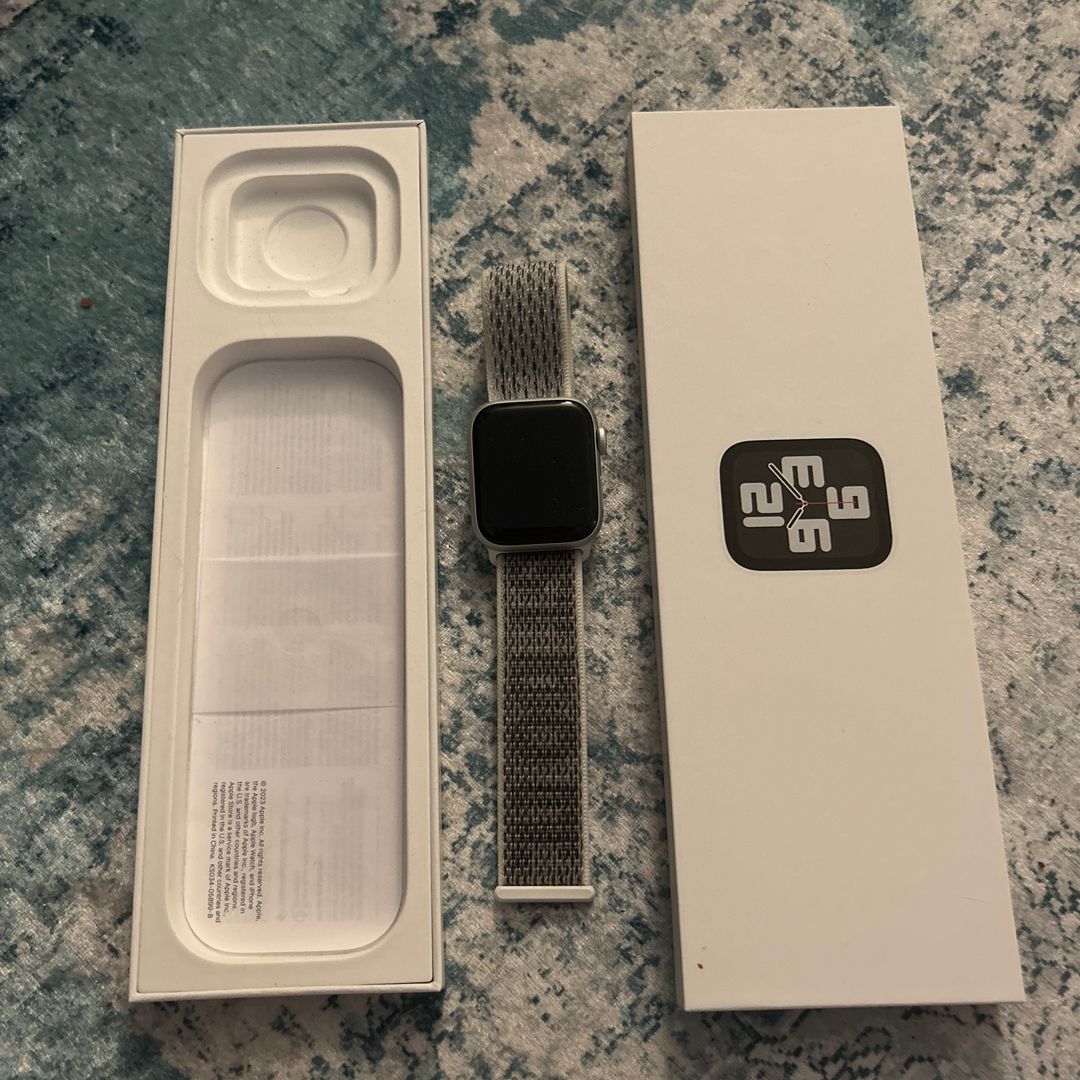 APPLE WATCH SE