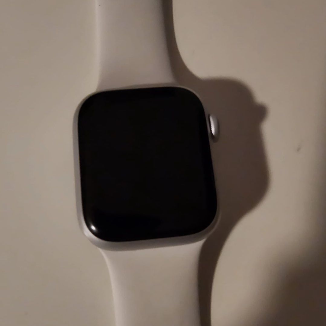 Iphone  Apple Watch