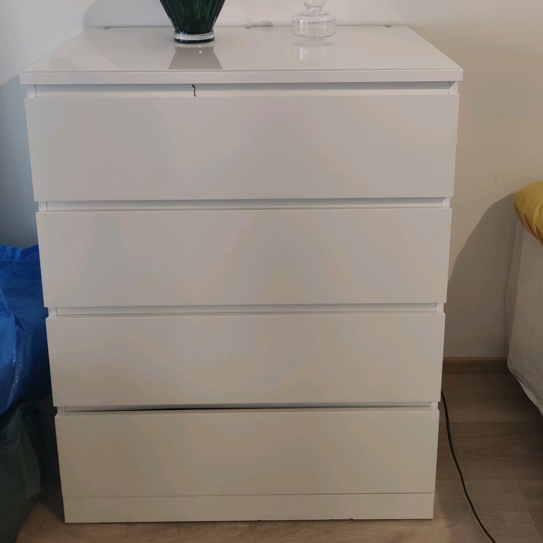 Ikea Malm Lipasto