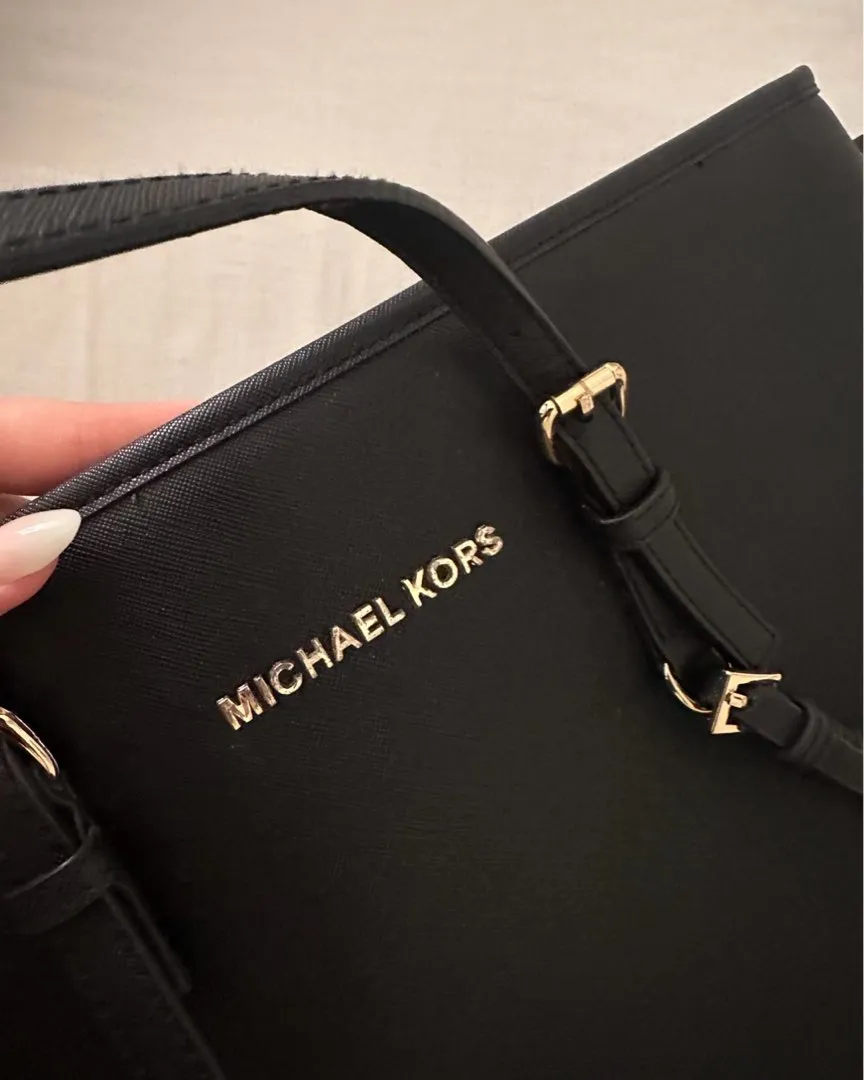 Michael Kors väska