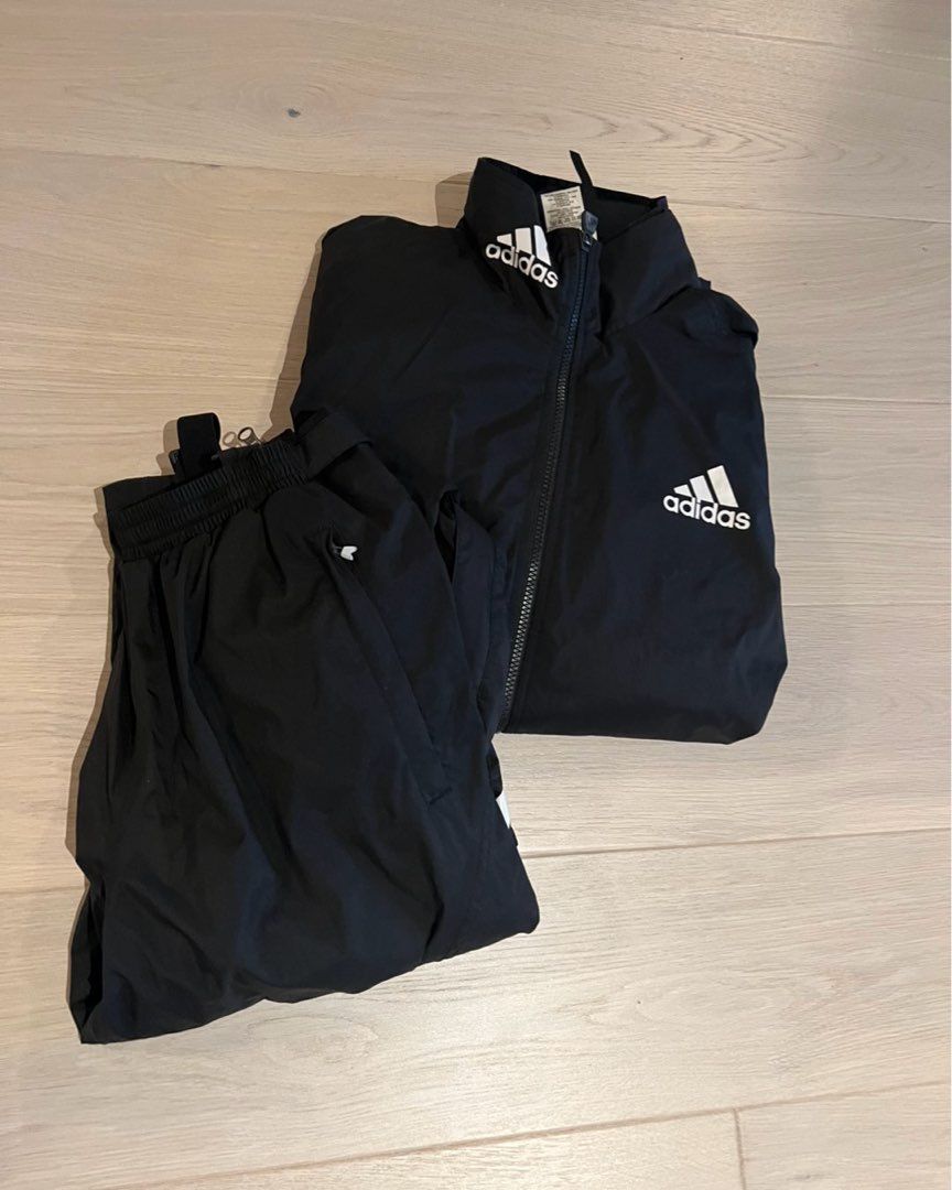 Adidas sett