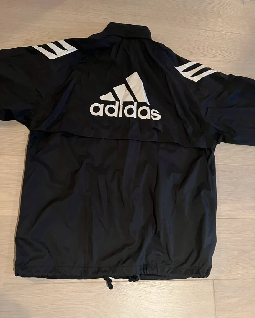 Adidas sett