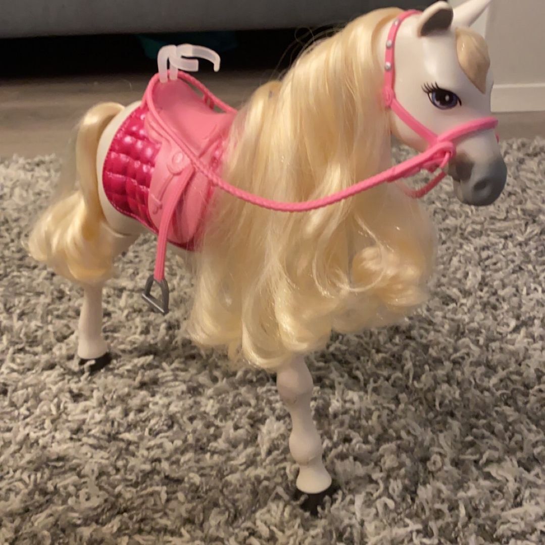 Barbie hest