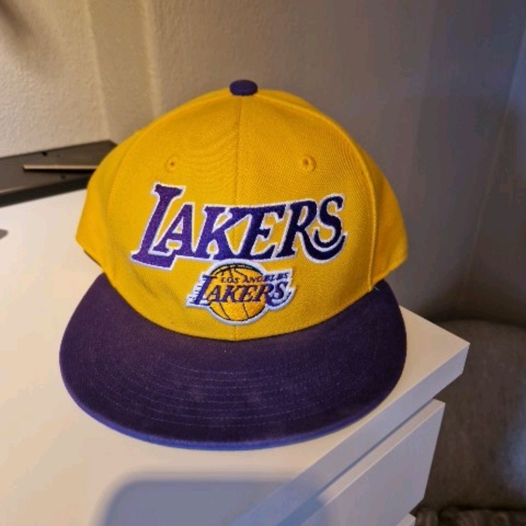 Lakers Caps