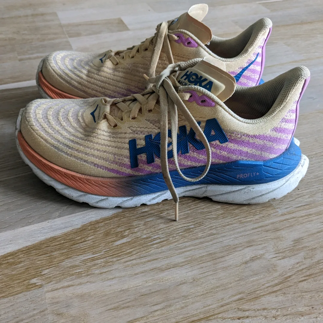 Hoka Mach 5