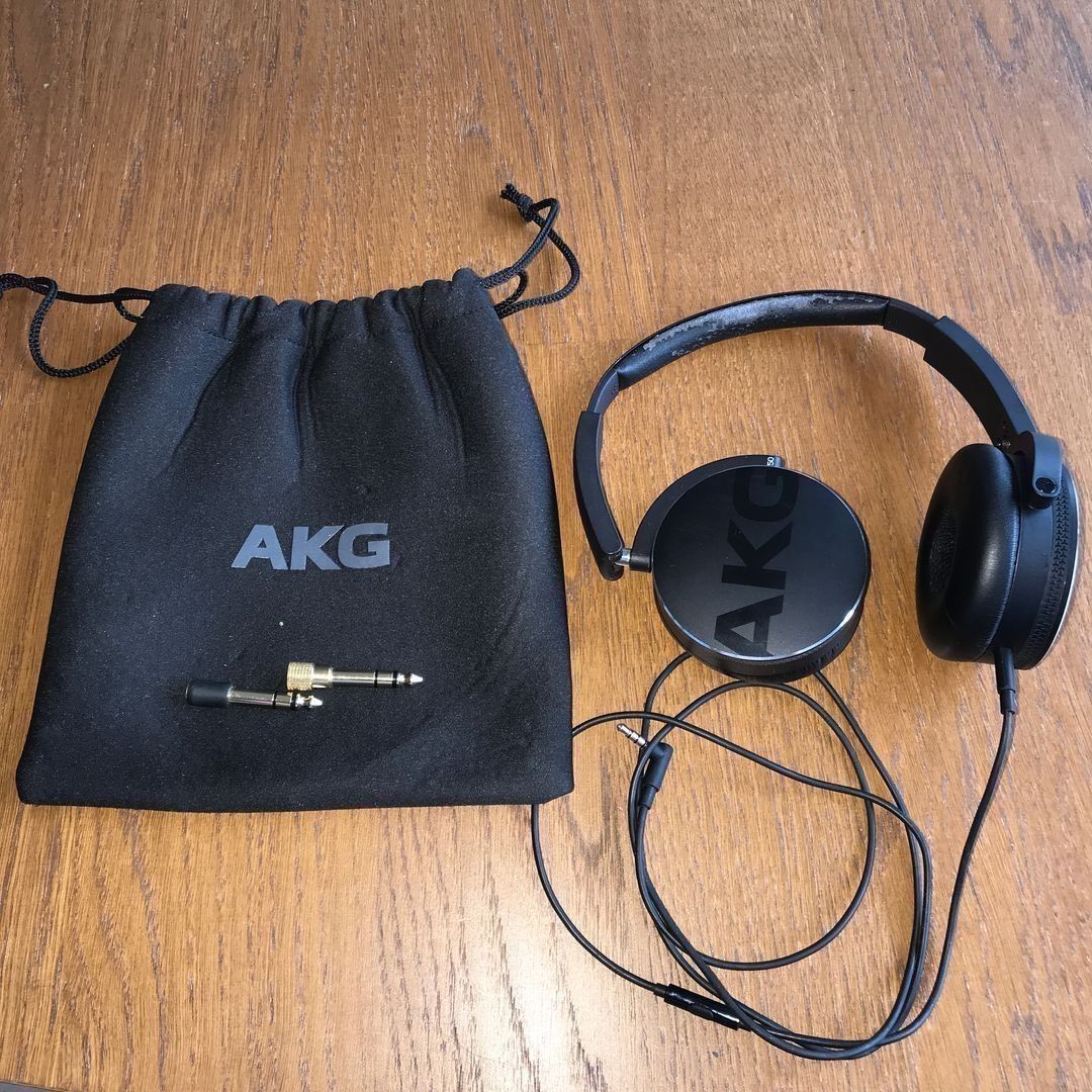 AKG Y50 headset