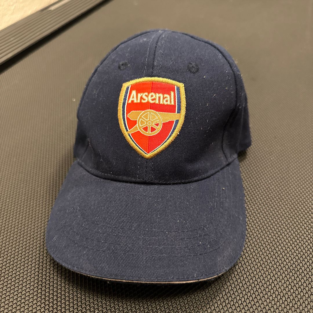 Arsenal cap