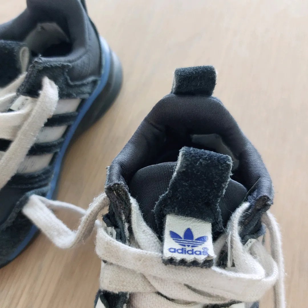 Adidas Sko