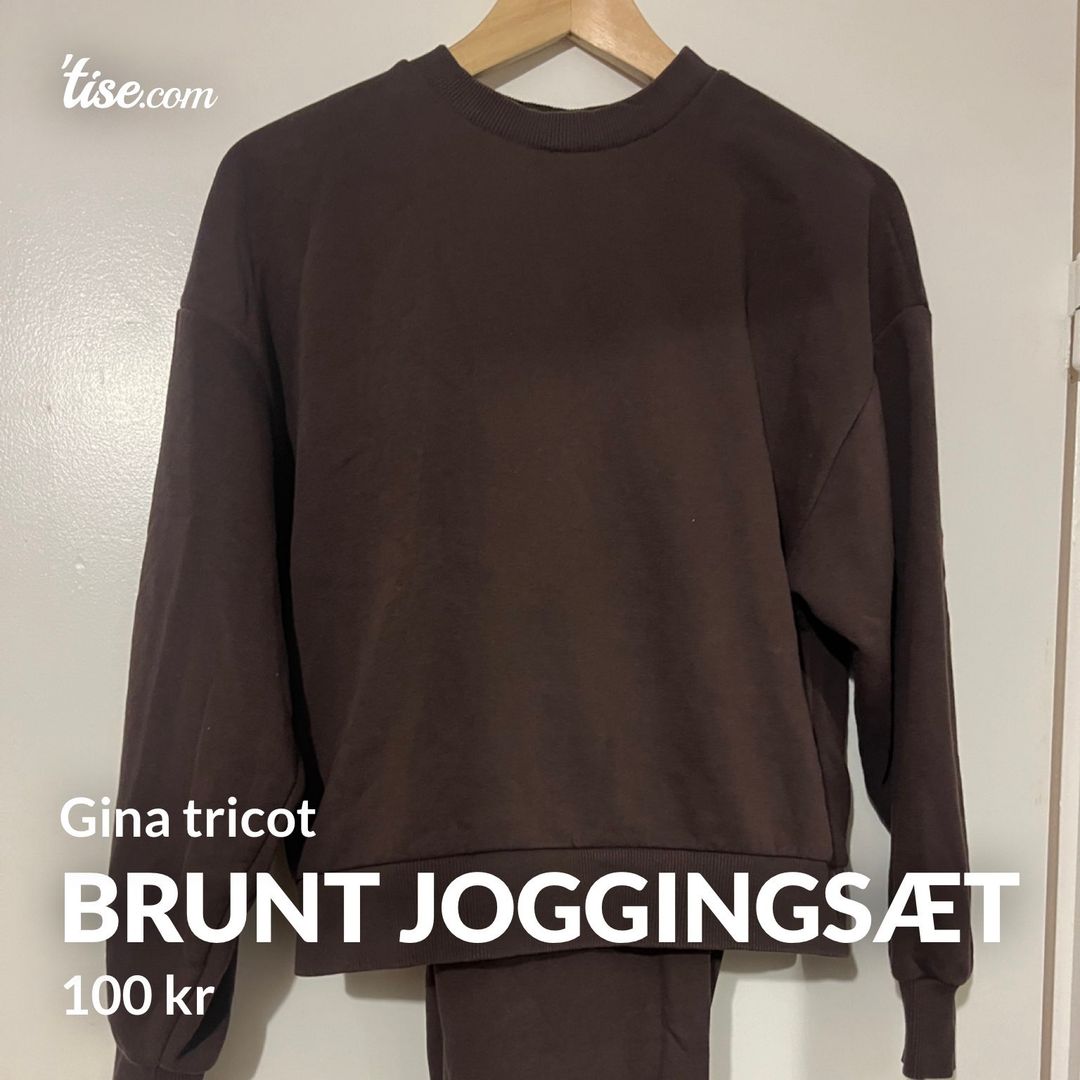 Brunt joggingsæt