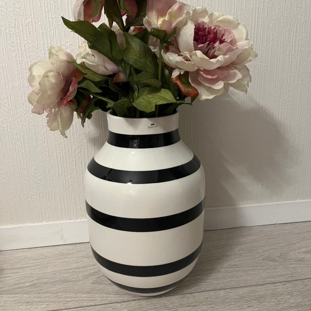 Kahler vase