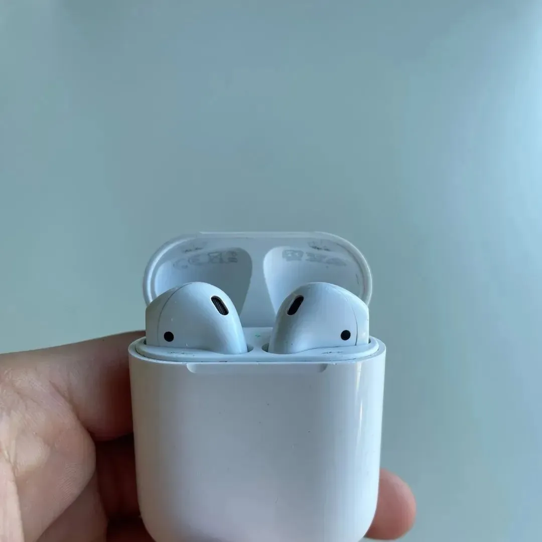 Airpods gen 2