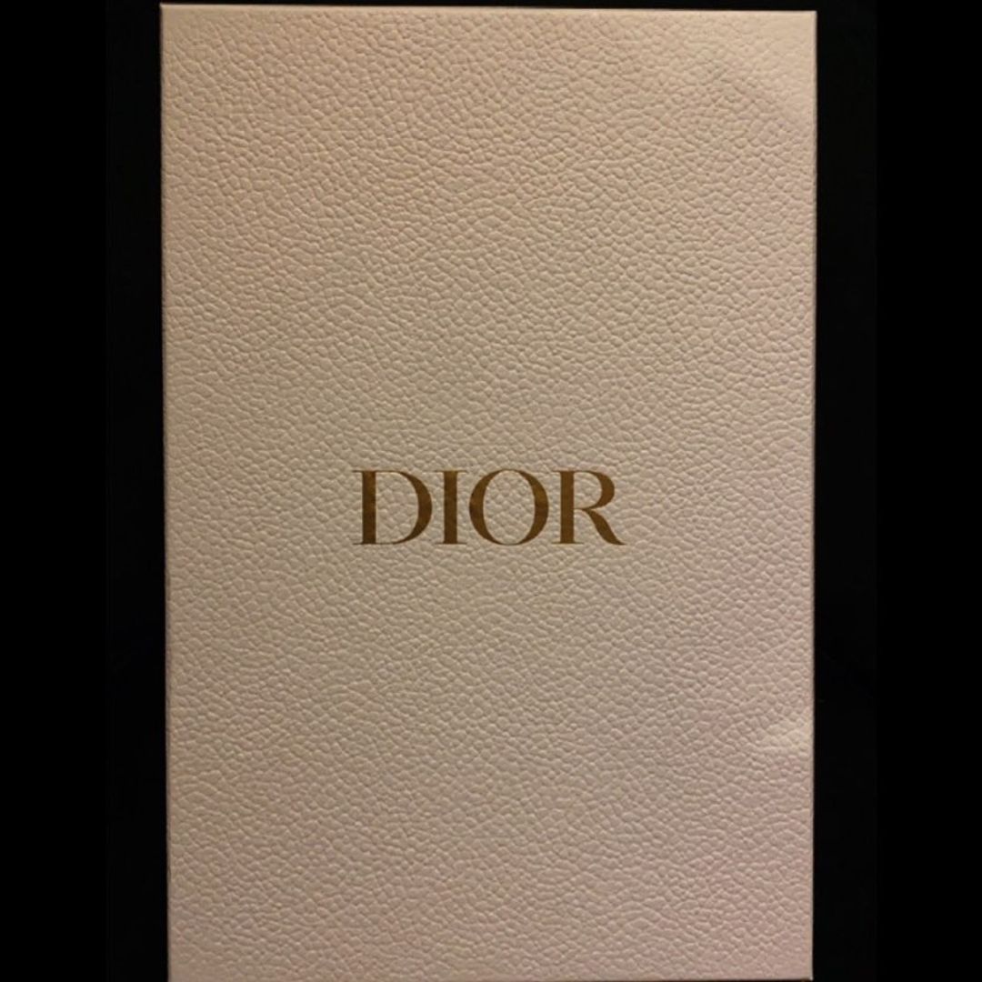 Dior eske