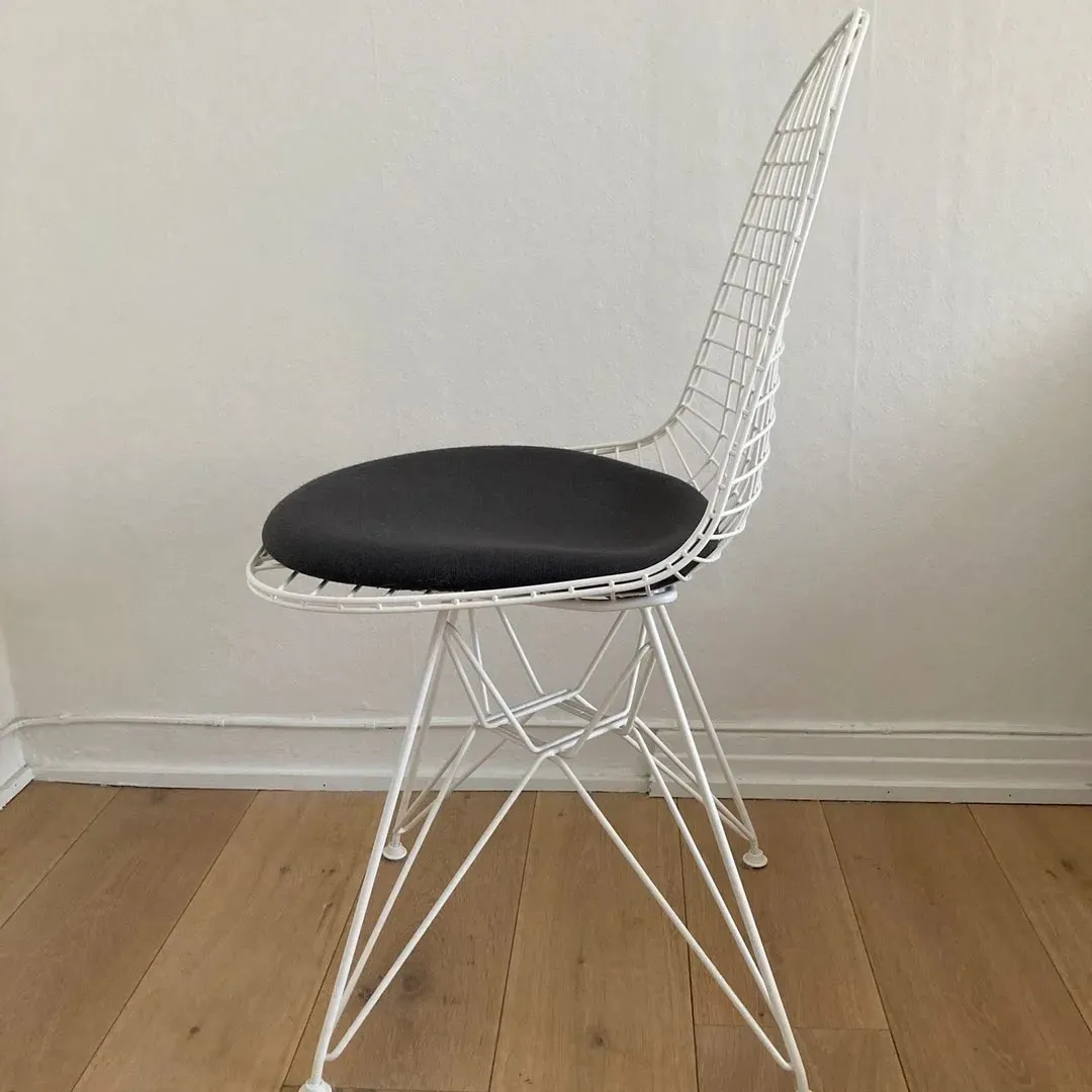 Eames Wire stoler