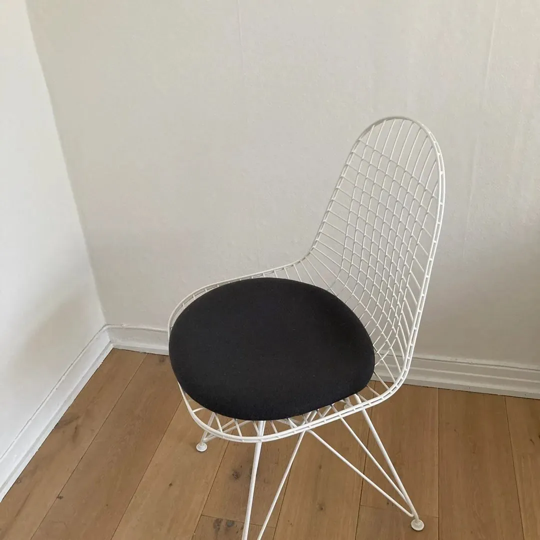 Eames Wire stoler