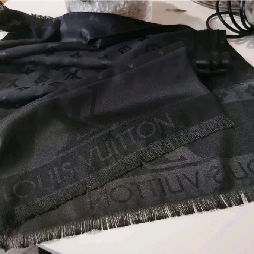 Sjal Louis Vuitton