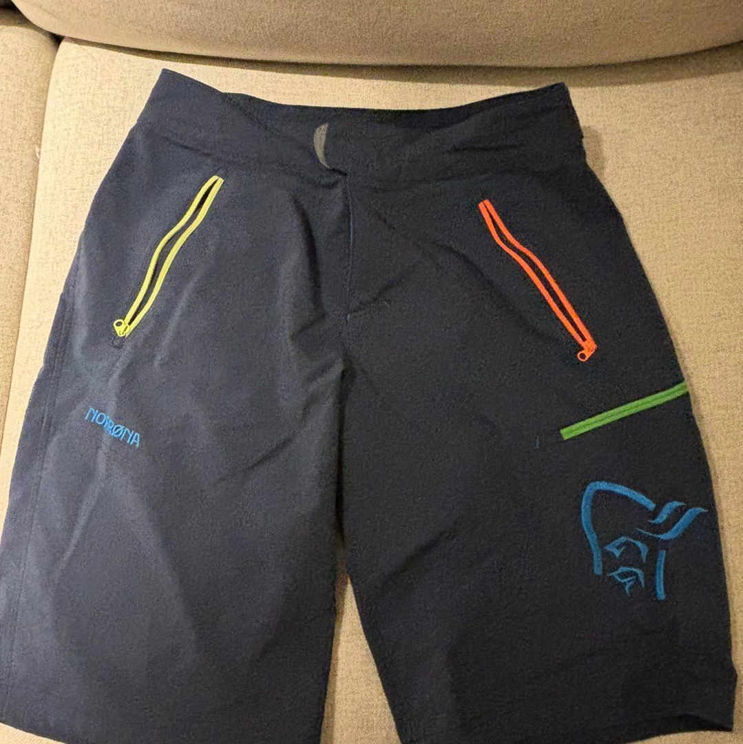 Turshorts