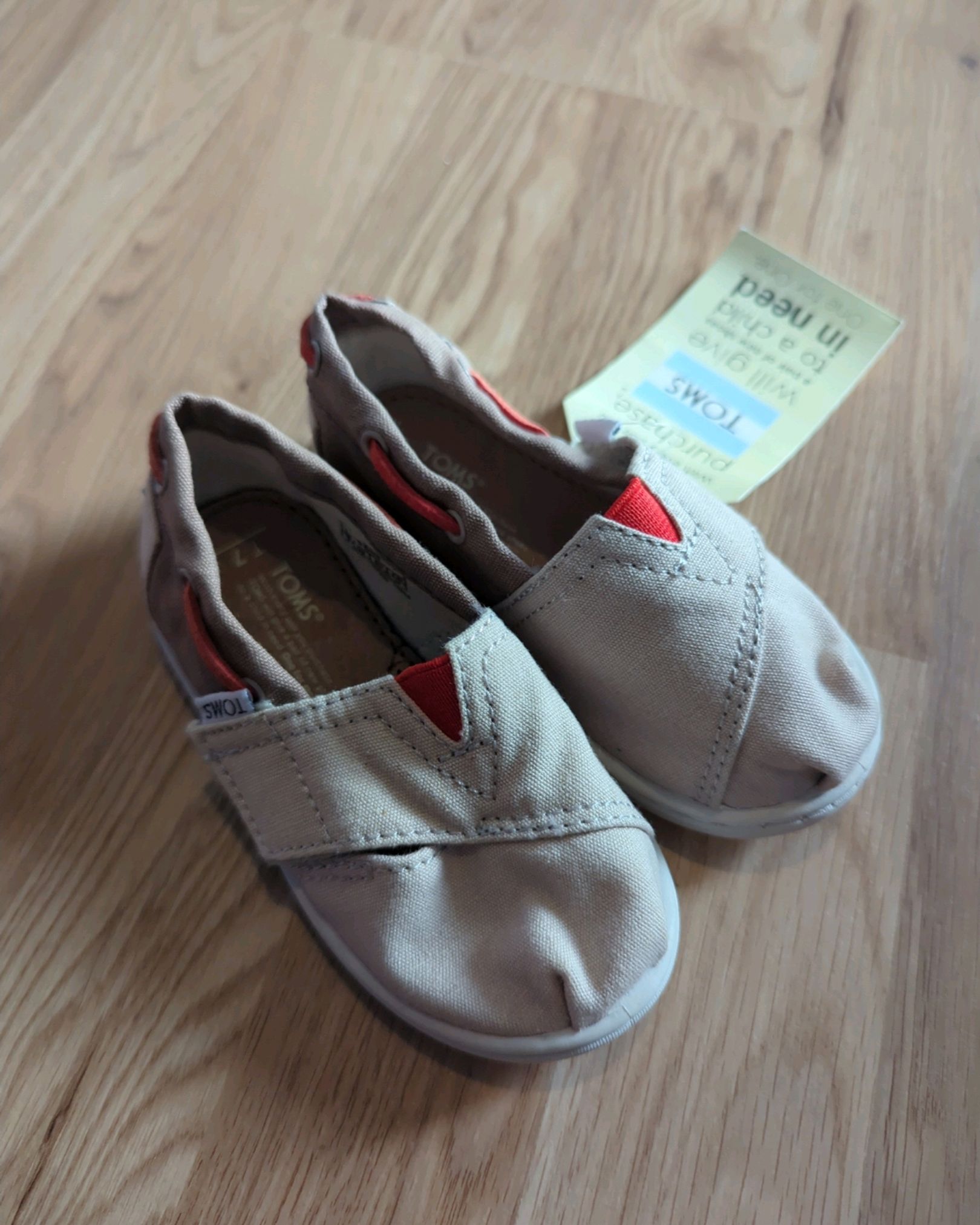 Toms Sko