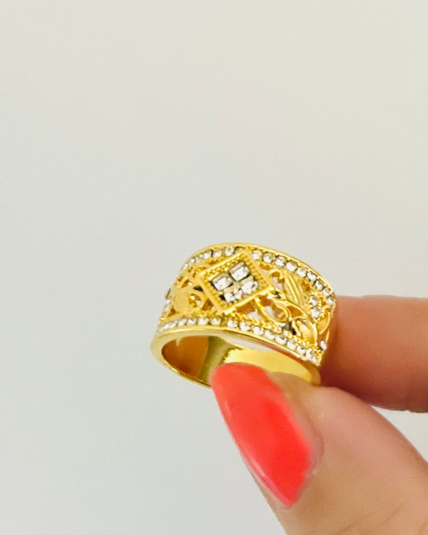 Camilla Harket ring