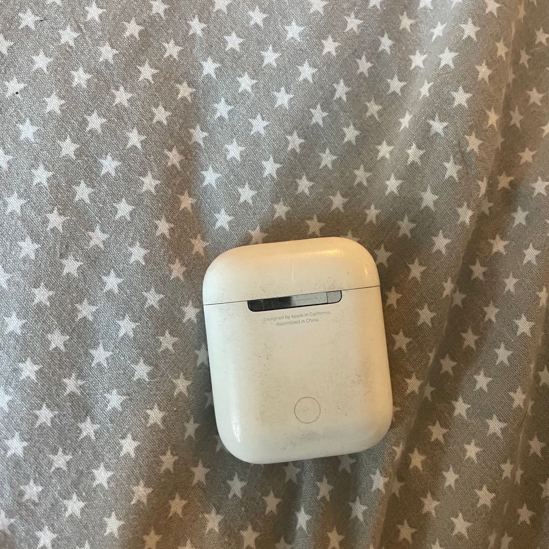 Airpods case