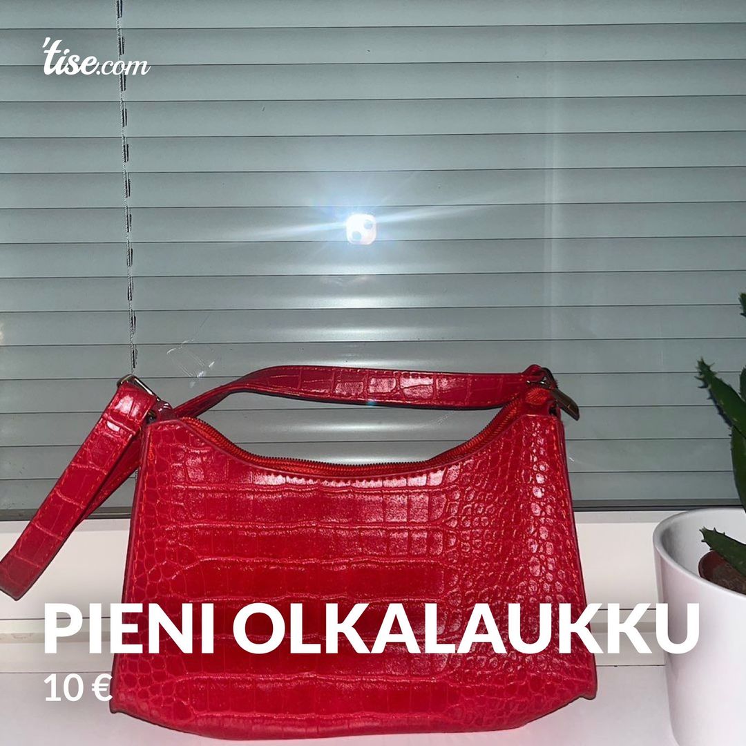 Pieni olkalaukku