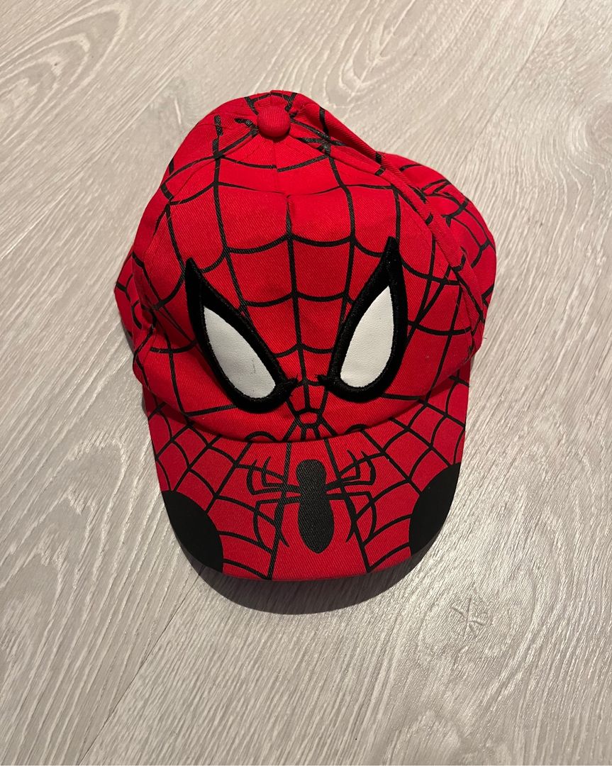 Spiderman caps