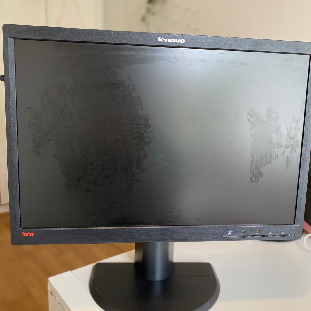 lenovo monitori