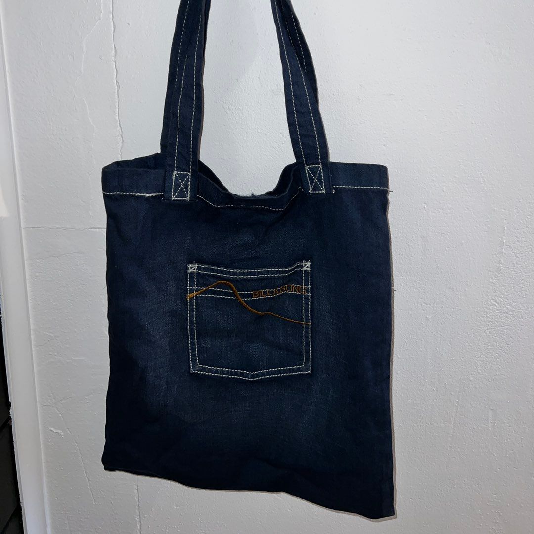 Tote bag