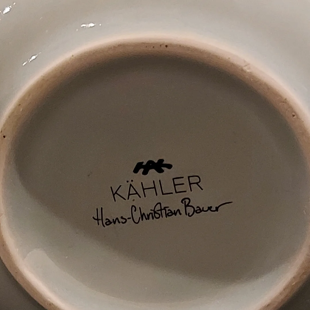 Kahler vase