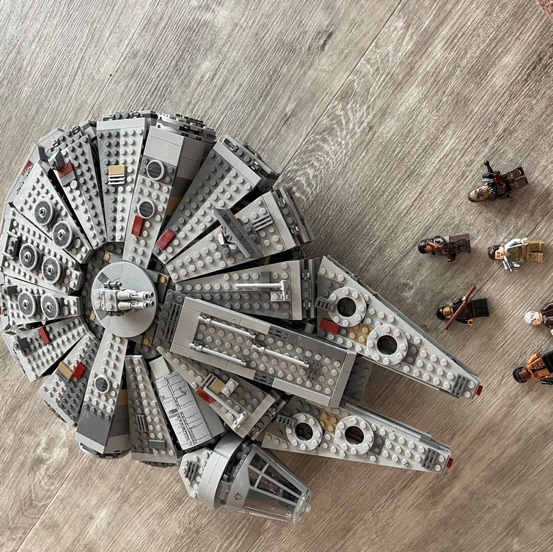 millennium falcon