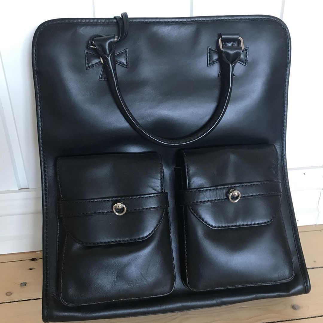 Leather bag