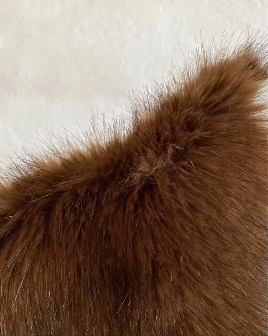 FAUX FUR KRAGE