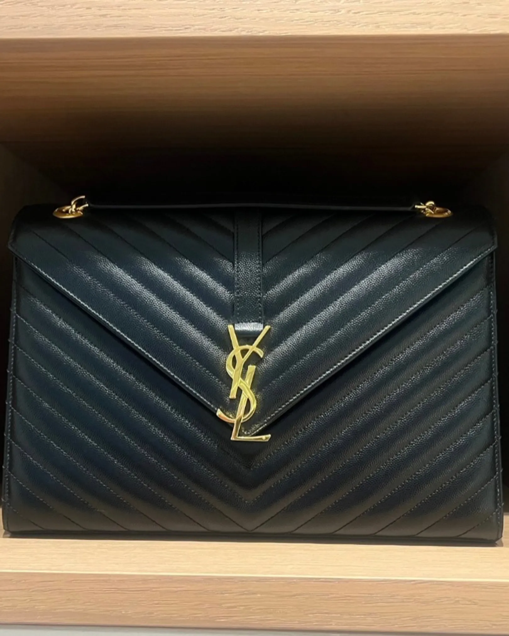 YSL Envelope veske