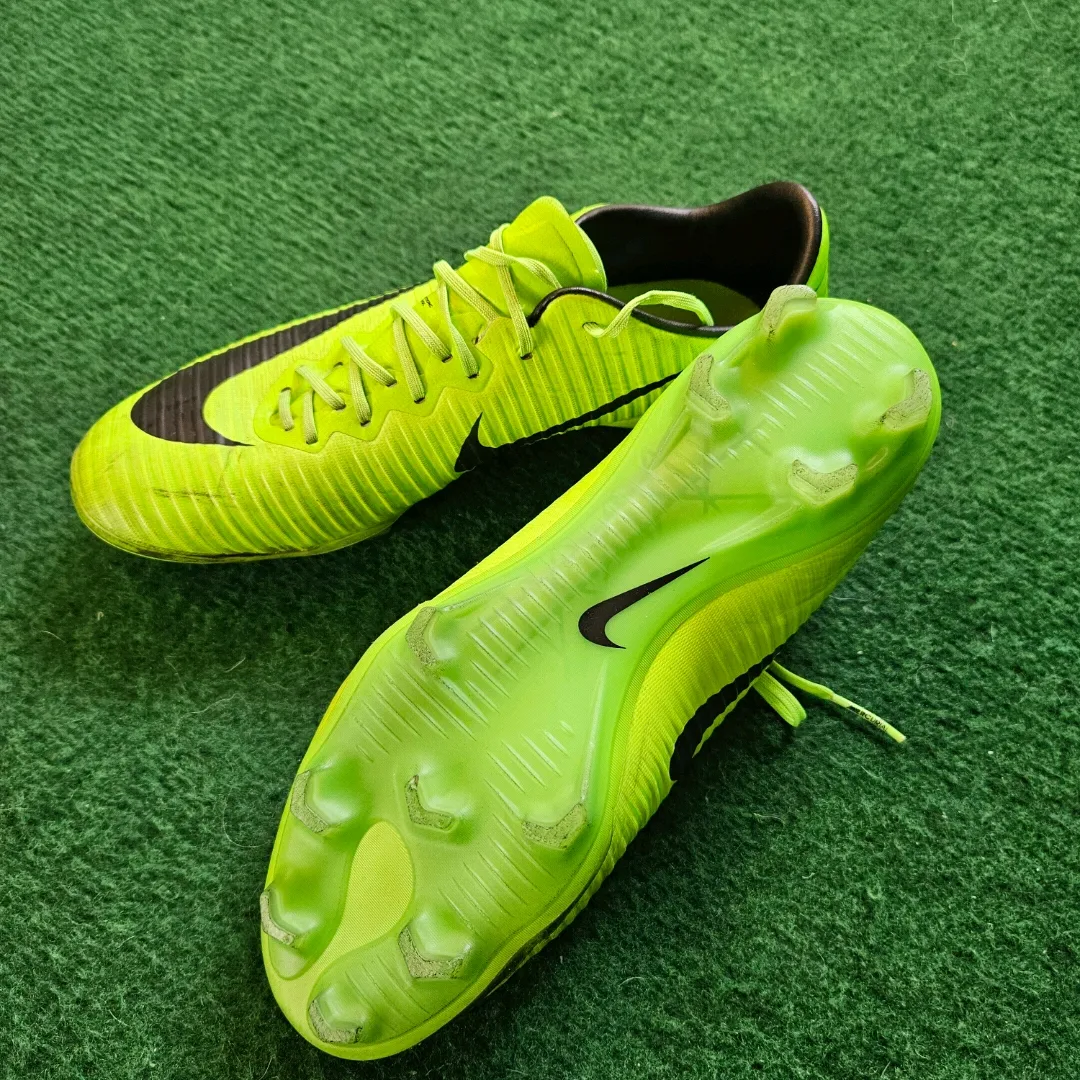 Nike Mercurial 11