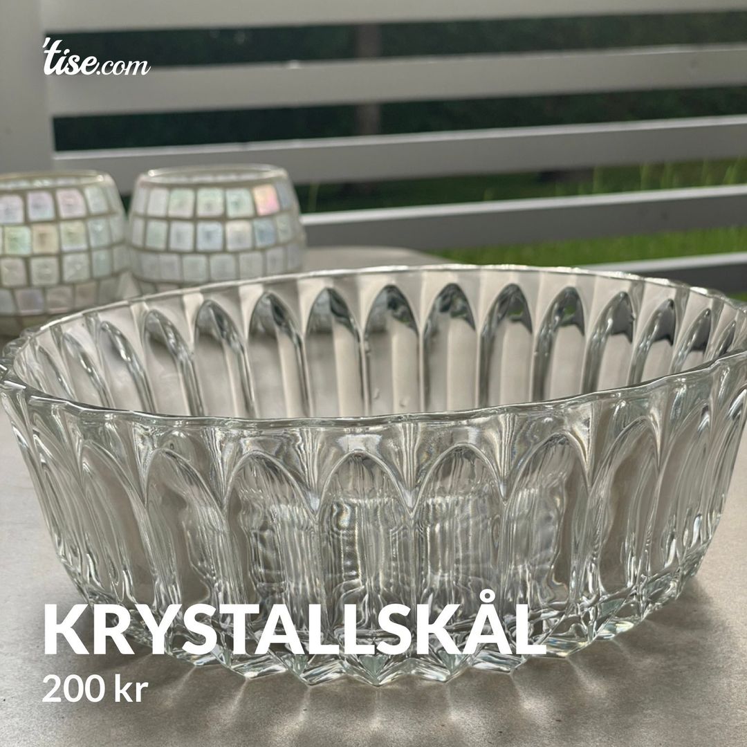 KRYSTALLSKÅL