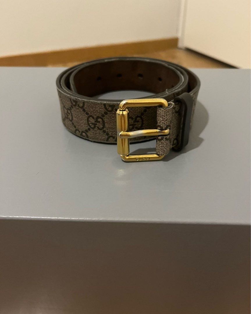 Gucci bee belt