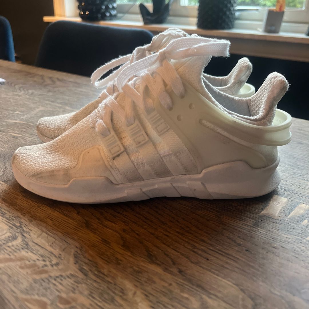 Adidas EQT str 33