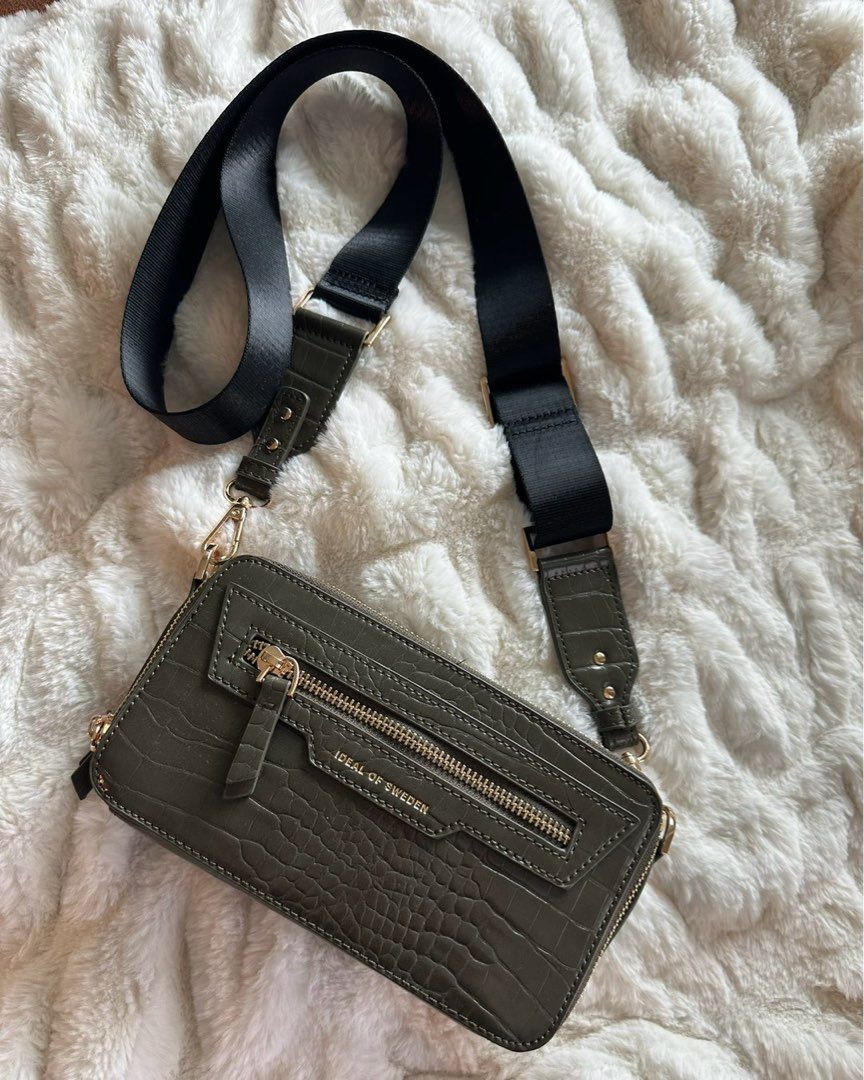 Khaki crossbody