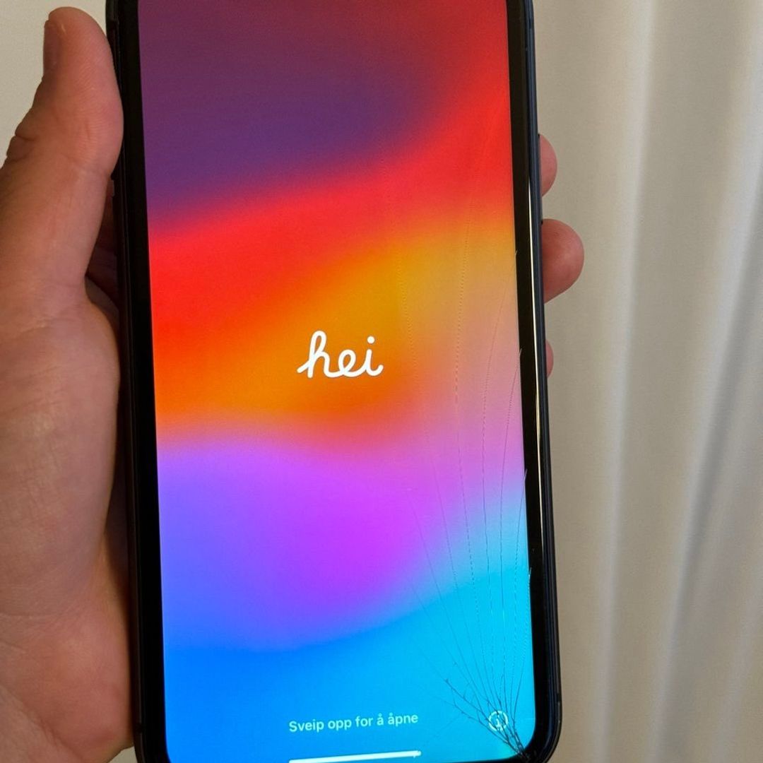 iPhone 11