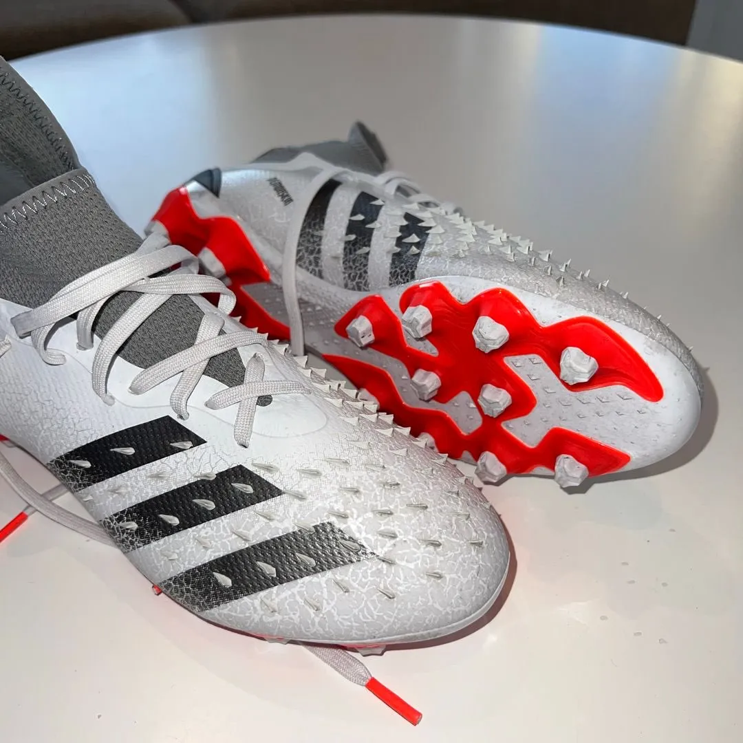 Adidas predator