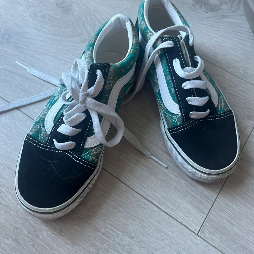 Kids Vans Shoes 32