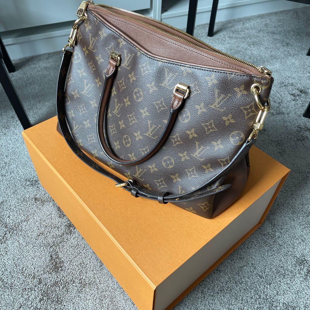 Louis Vuitton Pallas