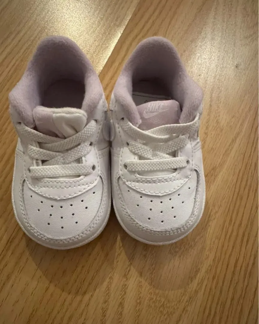 Nike babysko