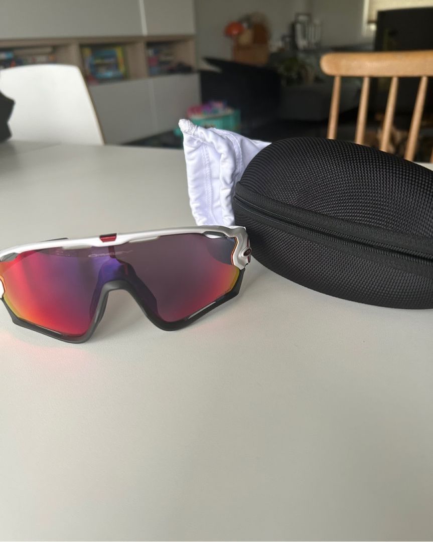 Oakley Jawbreaker