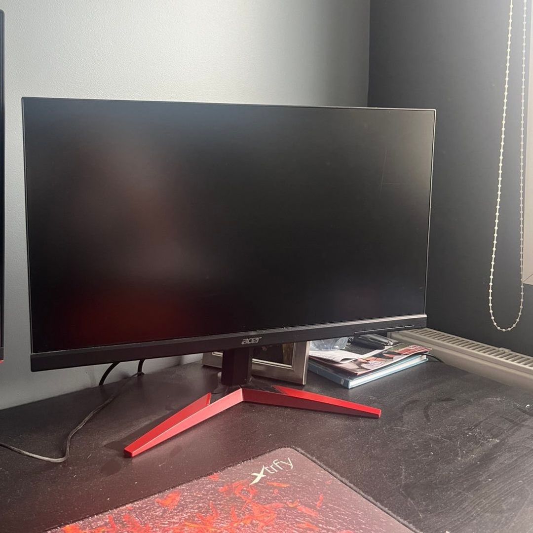 2 STK Acer Monitor