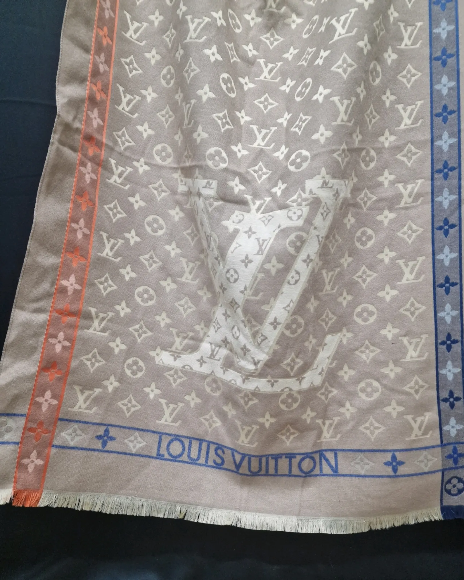 Louis Vuitton Skjerf