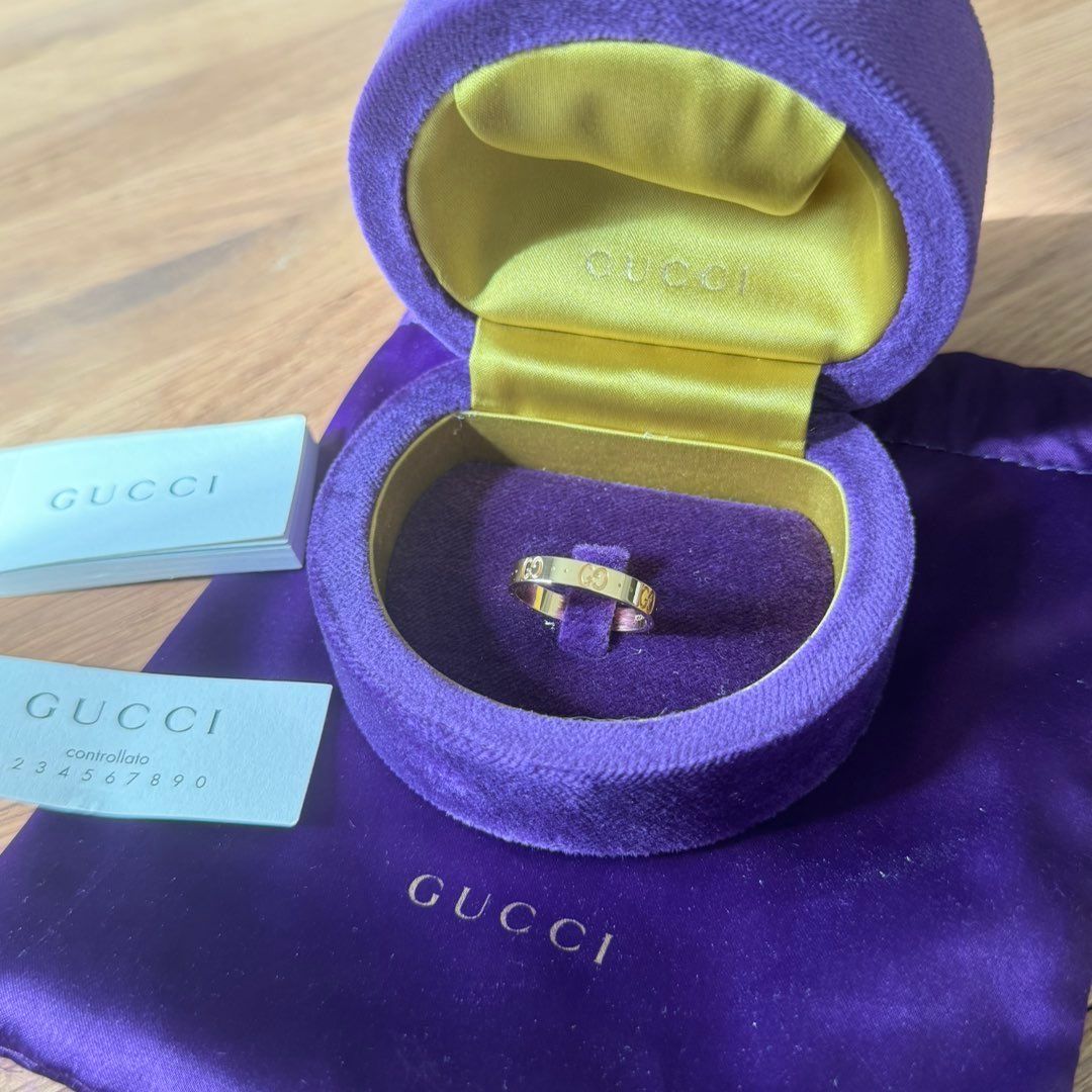 Gucci ring