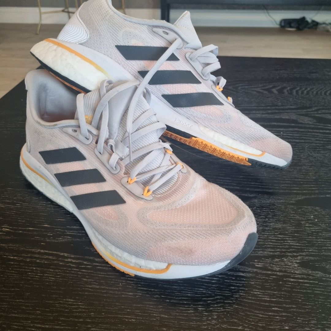 Adidas joggesko