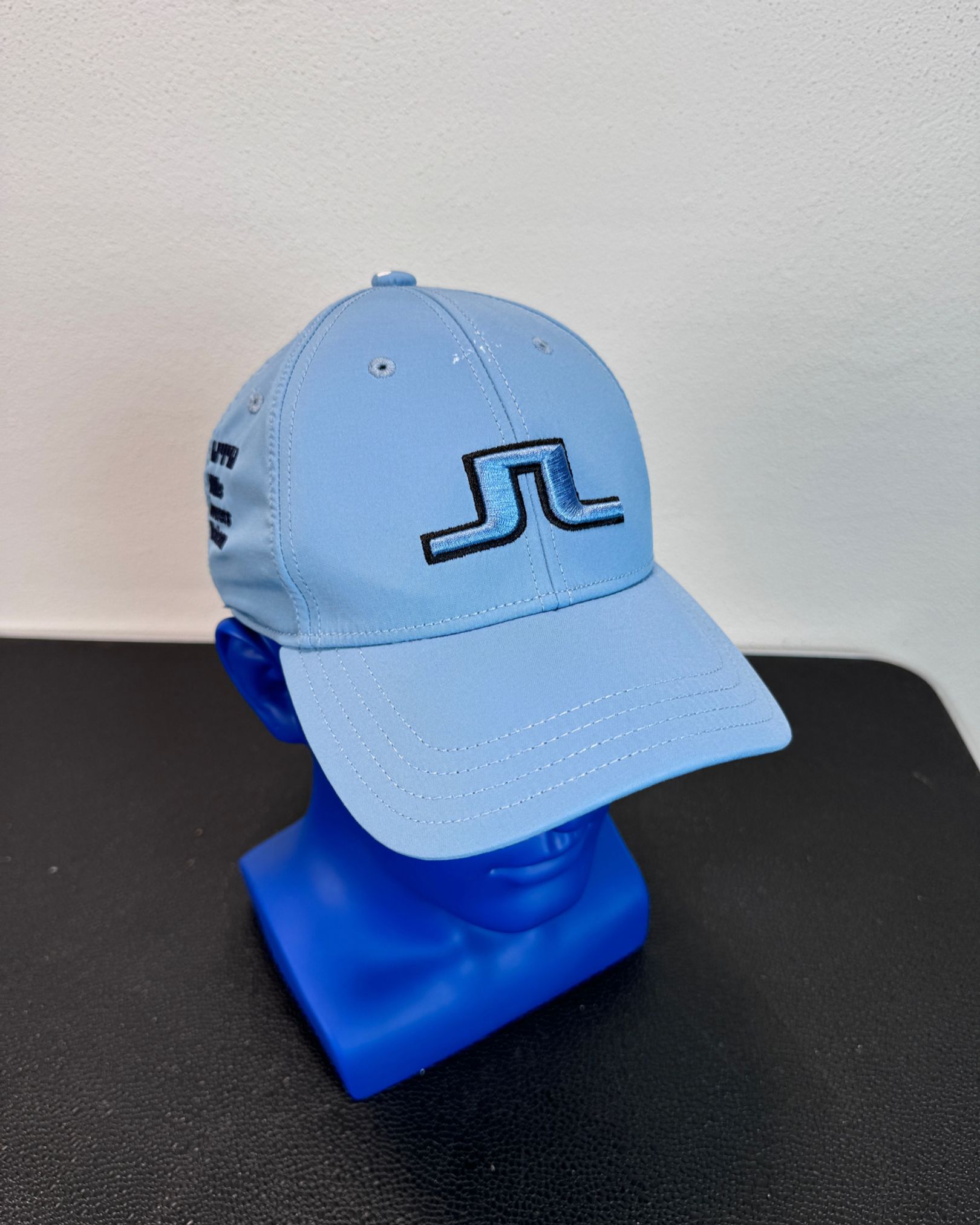 J.Lindeberg cap