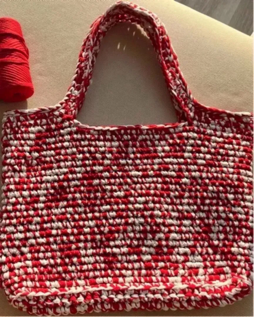 CROCHET SHOULDERBAG